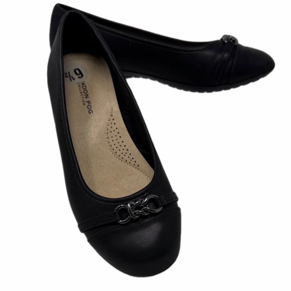 London Fog Collection Minimalist Black Loafers Size 6.5W